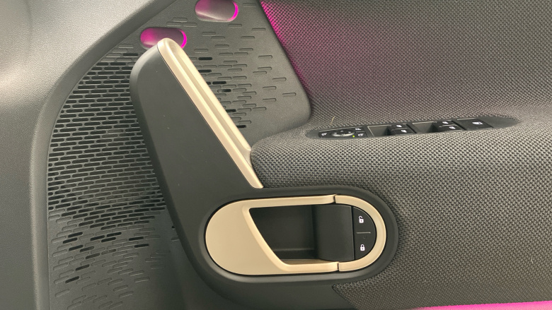 MINI Aceman 135kW E Classic 43kWh 5dr Auto Electric Hatchback